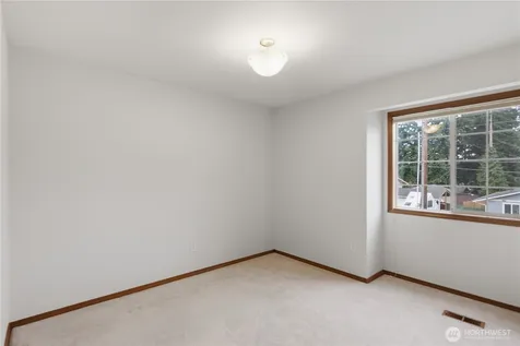 19022 102nd Avenue SW Renton WA 98055