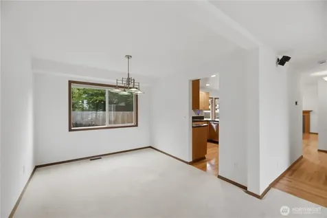 19022 102nd Avenue SW Renton WA 98055