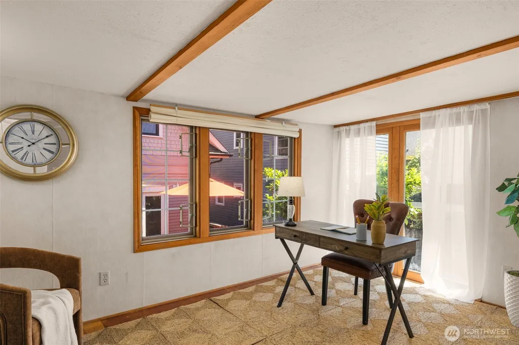 732 15th Avenue Seattle WA 98122