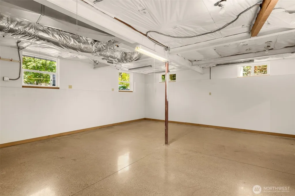 732 15th Avenue Seattle WA 98122
