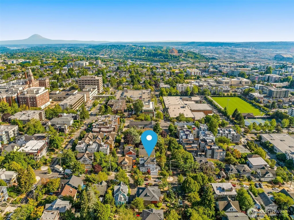 732 15th Avenue Seattle WA 98122