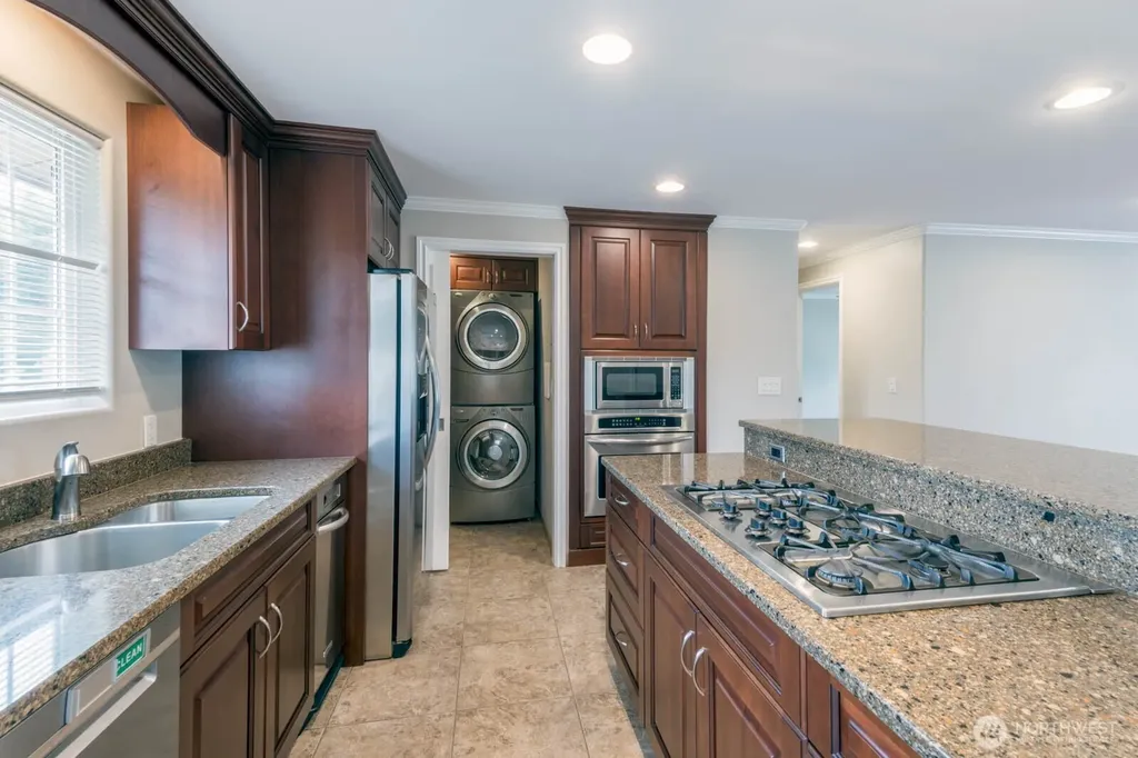 5207 Erlands Point Road NW Bremerton WA 98312