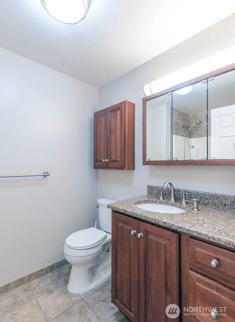 5207 Erlands Point Road NW Bremerton WA 98312