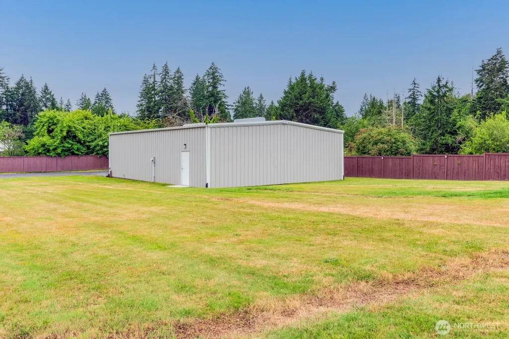 5207 Erlands Point Road NW Bremerton WA 98312