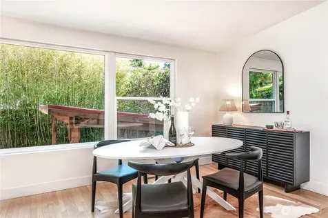 6246 39th Avenue NE Seattle WA 98115