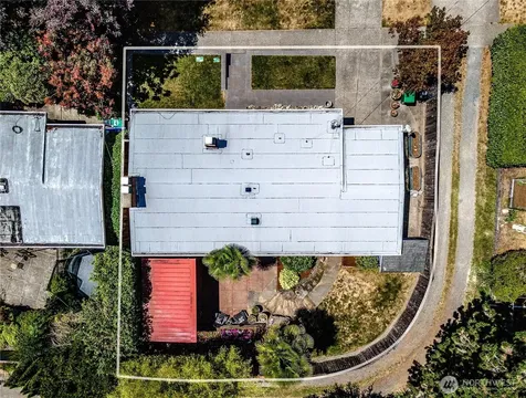 6246 39th Avenue NE Seattle WA 98115