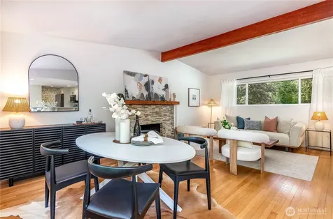 6246 39th Avenue NE Seattle WA 98115