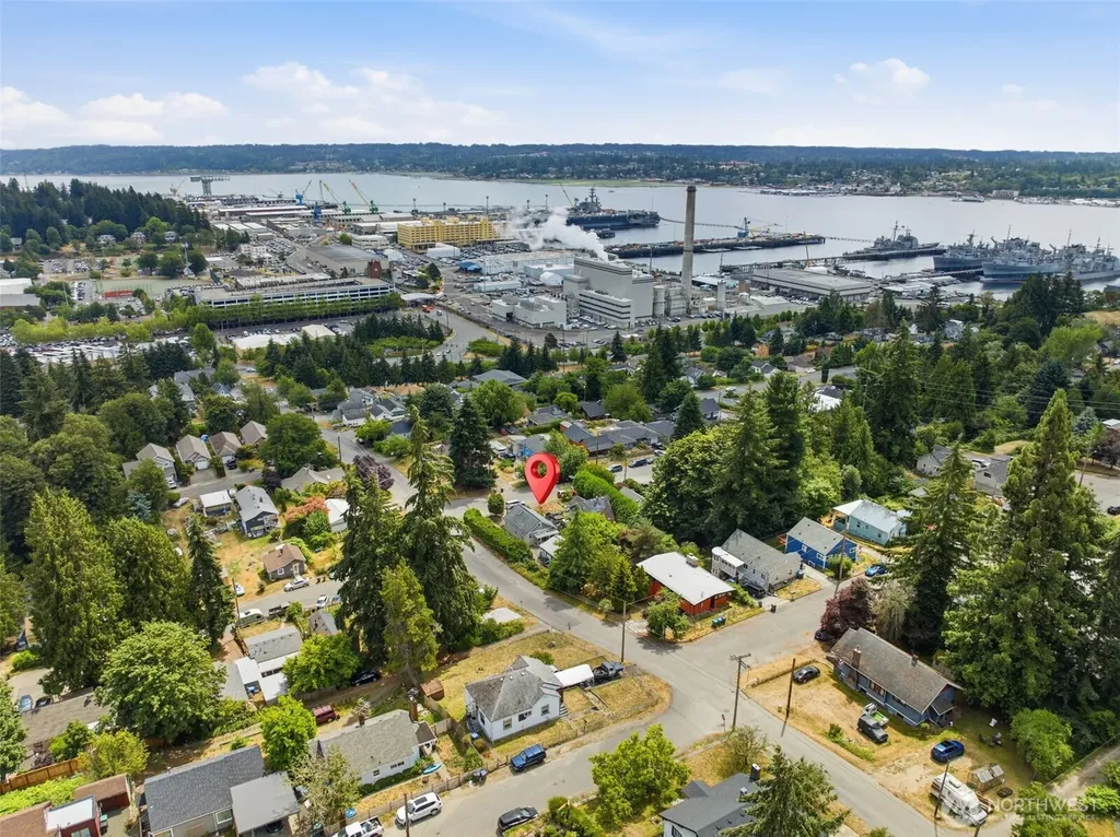 303 S Hartford Avenue Bremerton WA 98312