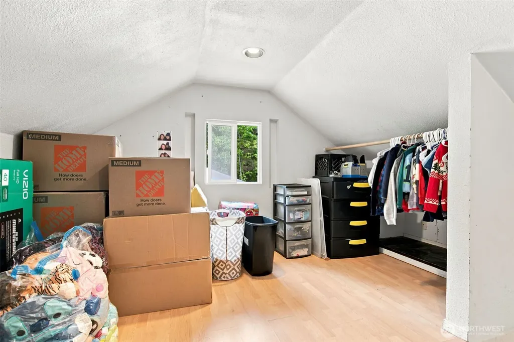 303 S Hartford Avenue Bremerton WA 98312