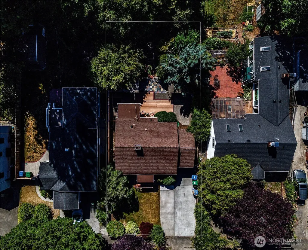 8447 35th Avenue SW Seattle WA 98126