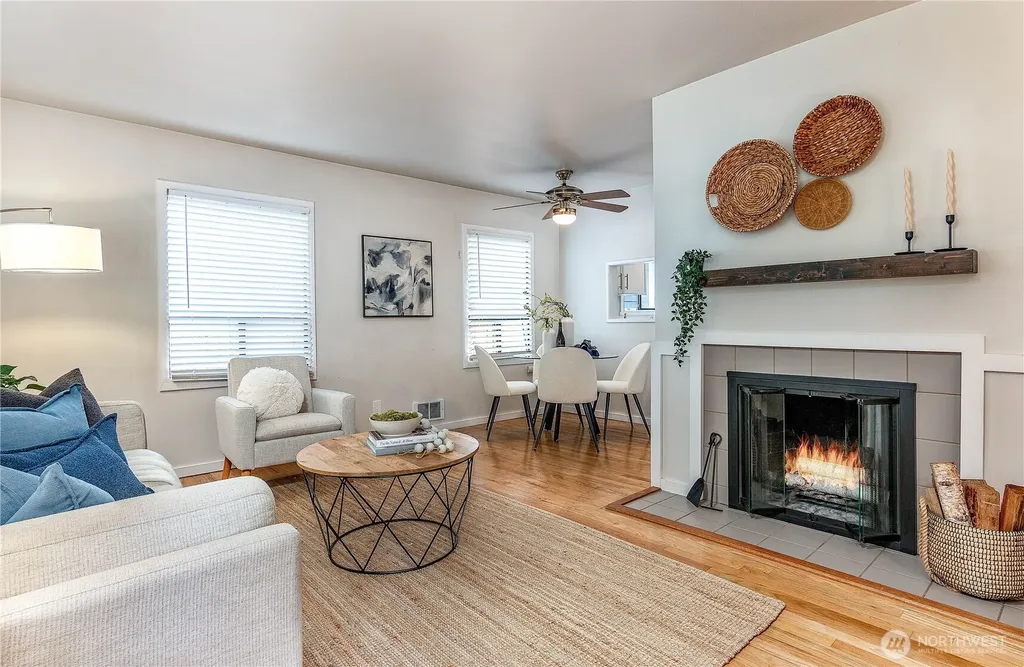 8447 35th Avenue SW Seattle WA 98126