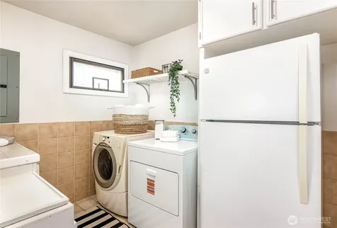 8447 35th Avenue SW Seattle WA 98126