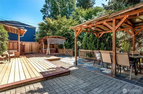 8447 35th Avenue SW Seattle WA 98126