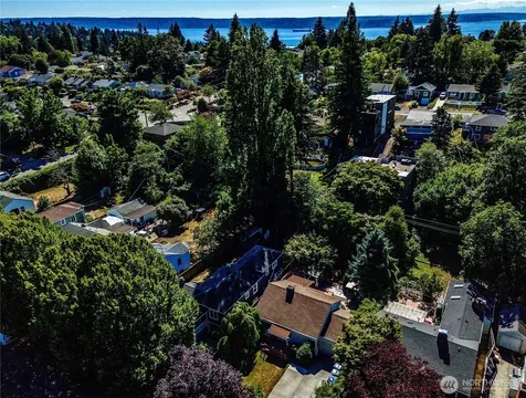 8447 35th Avenue SW Seattle WA 98126