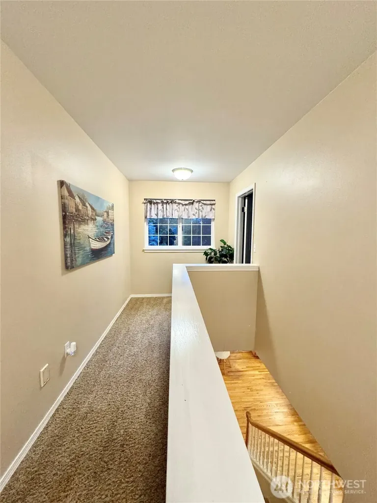 18319 Driftwood Drive E Lake Tapps WA 98391