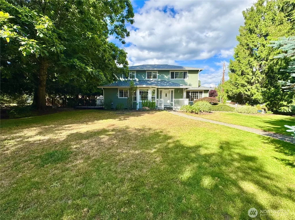 18319 Driftwood Drive E Lake Tapps WA 98391