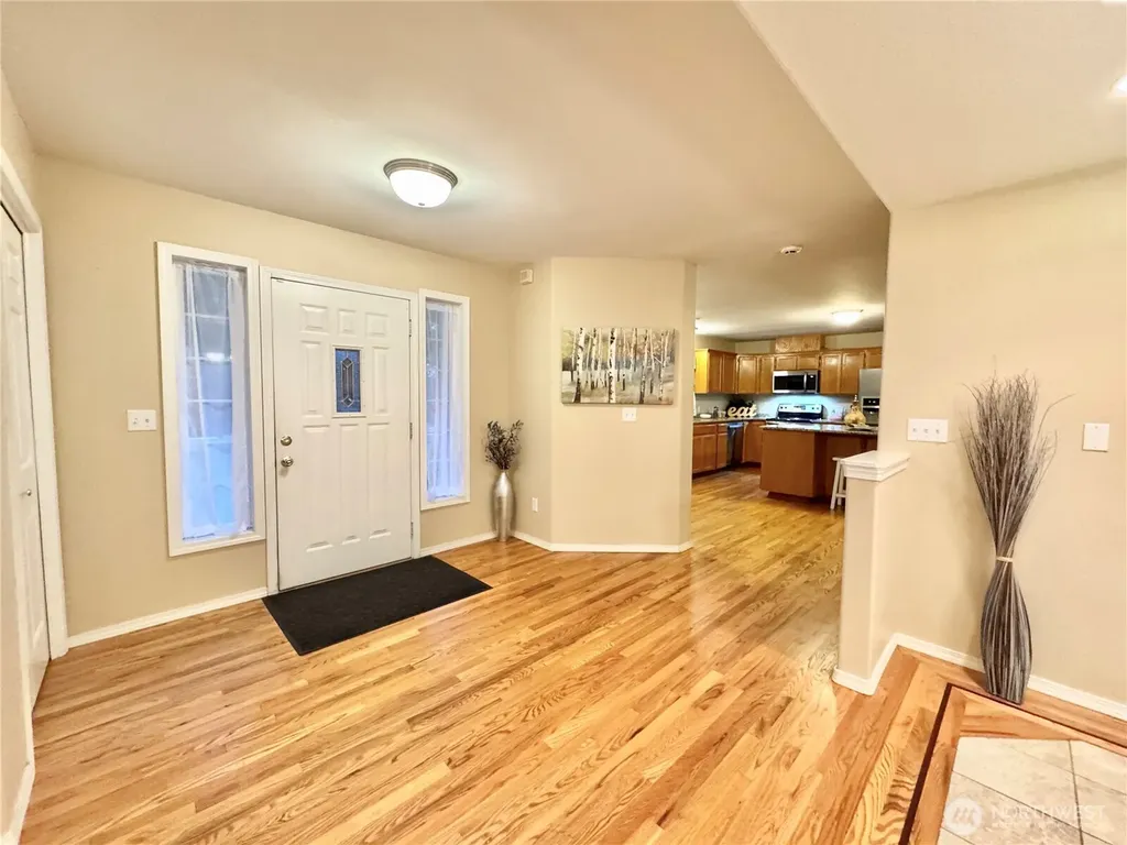 18319 Driftwood Drive E Lake Tapps WA 98391