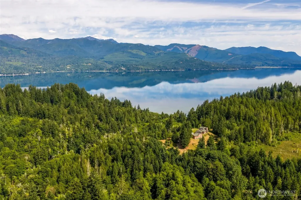21825 Open Range Drive NW Seabeck WA 98380