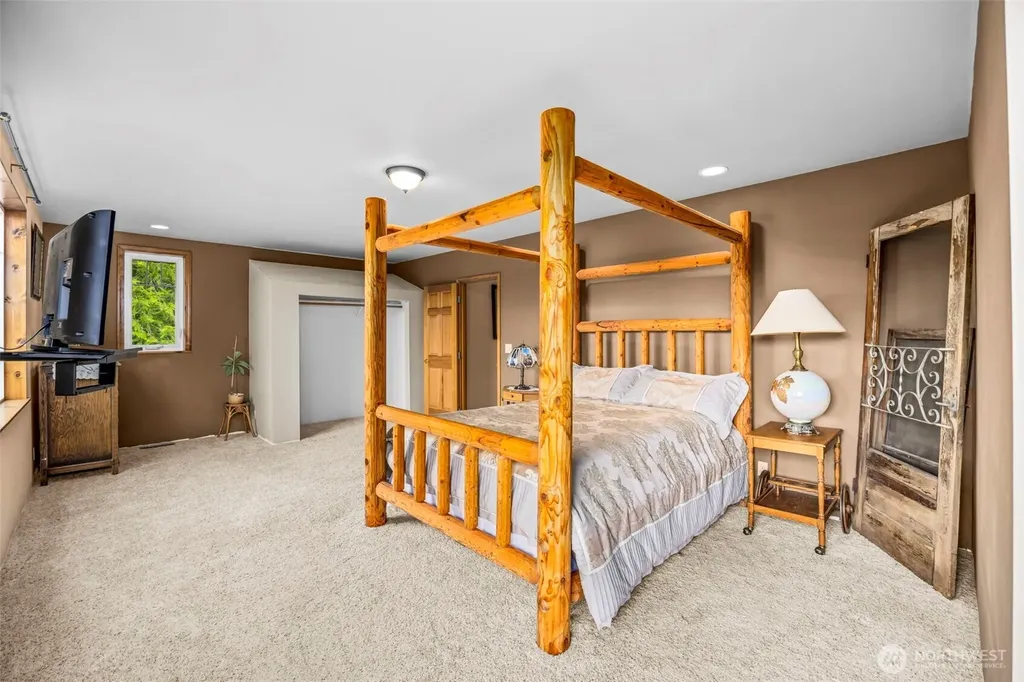 21825 Open Range Drive NW Seabeck WA 98380