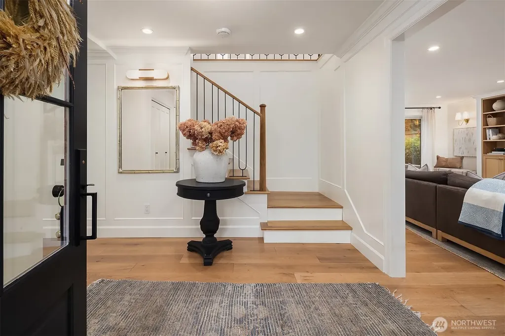 7306 Island Crest Way Mercer Island WA 98040