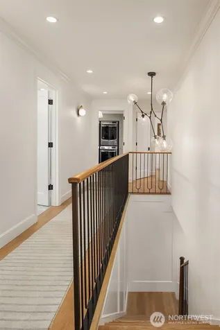 7306 Island Crest Way Mercer Island WA 98040