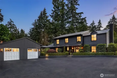 7306 Island Crest Way Mercer Island WA 98040