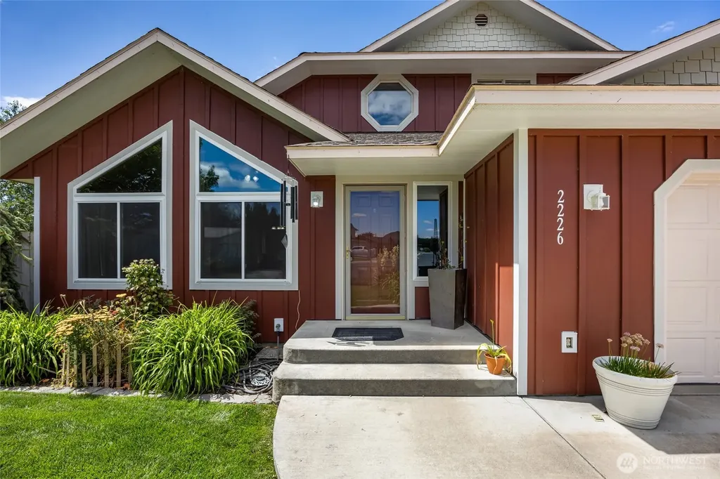 2226 S Belair Drive Moses Lake WA 98837