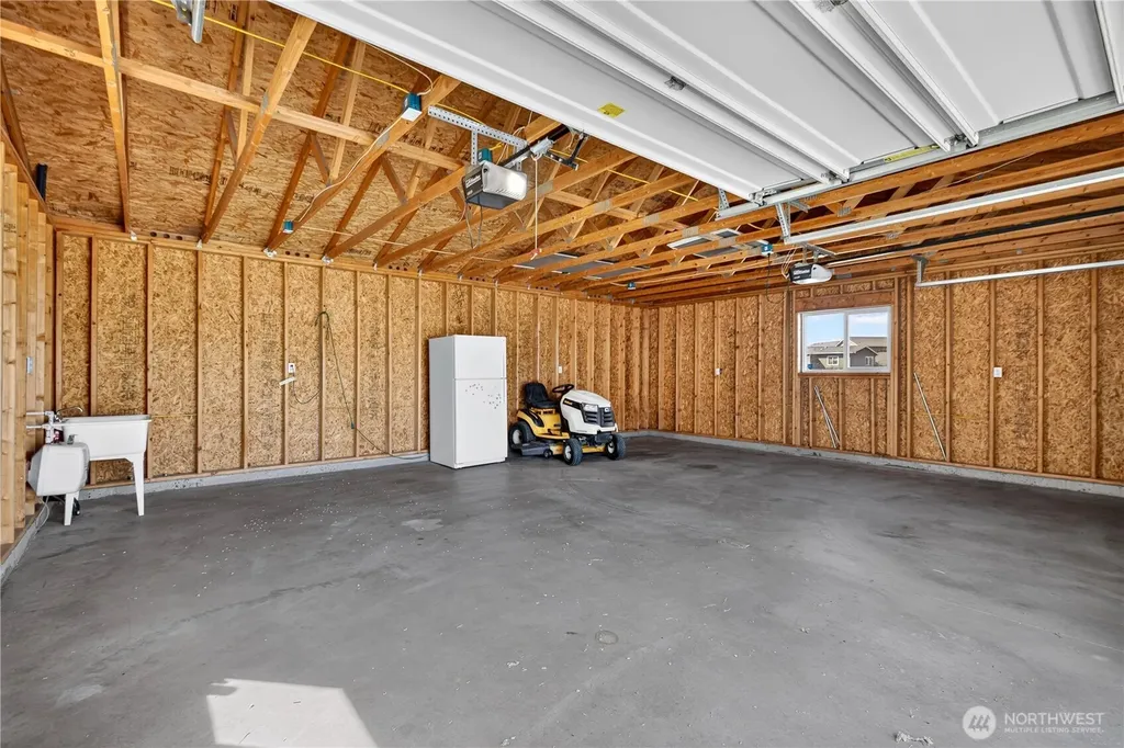 204 Davidson Boulevard SW Mattawa WA 99349