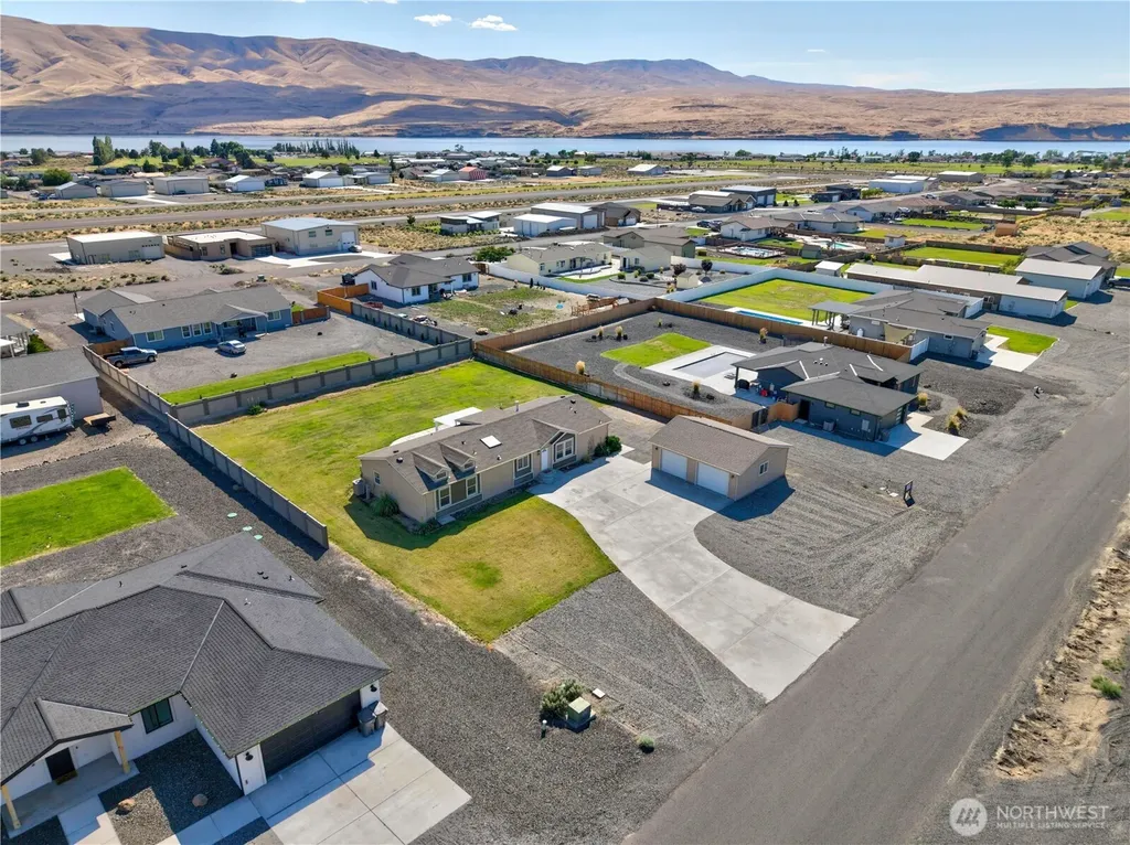204 Davidson Boulevard SW Mattawa WA 99349