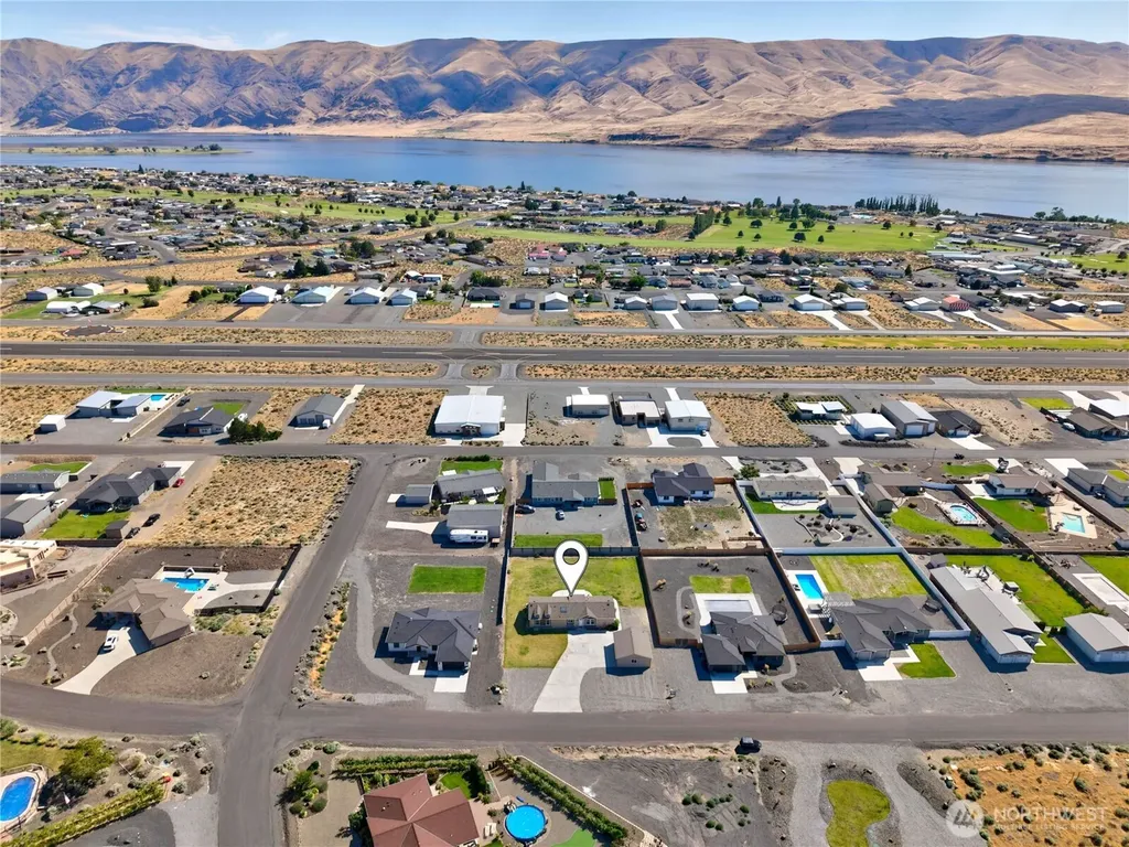 204 Davidson Boulevard SW Mattawa WA 99349