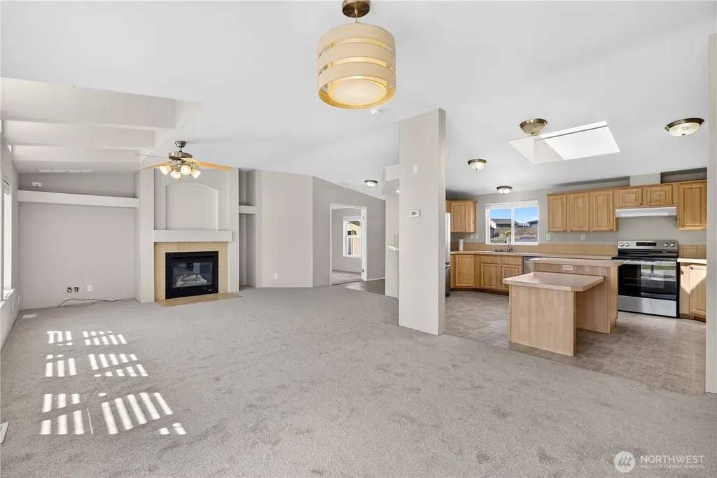 204 Davidson Boulevard SW Mattawa WA 99349
