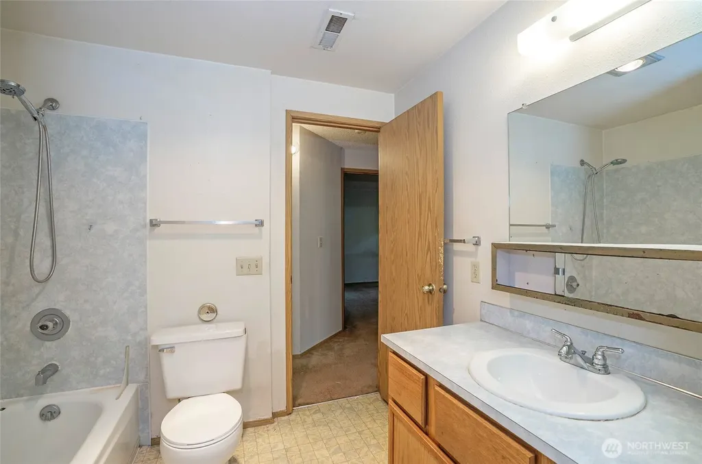 5208 63rd Avenue Ct W University Place WA 98467