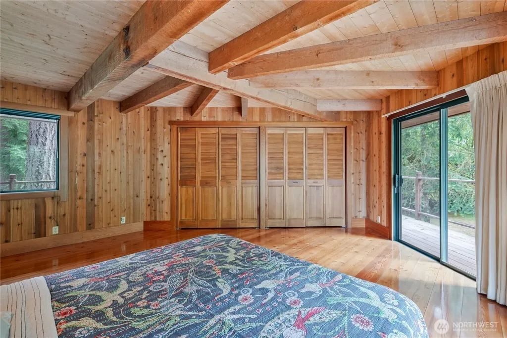 211 Laverne Drive Kalama WA 98625
