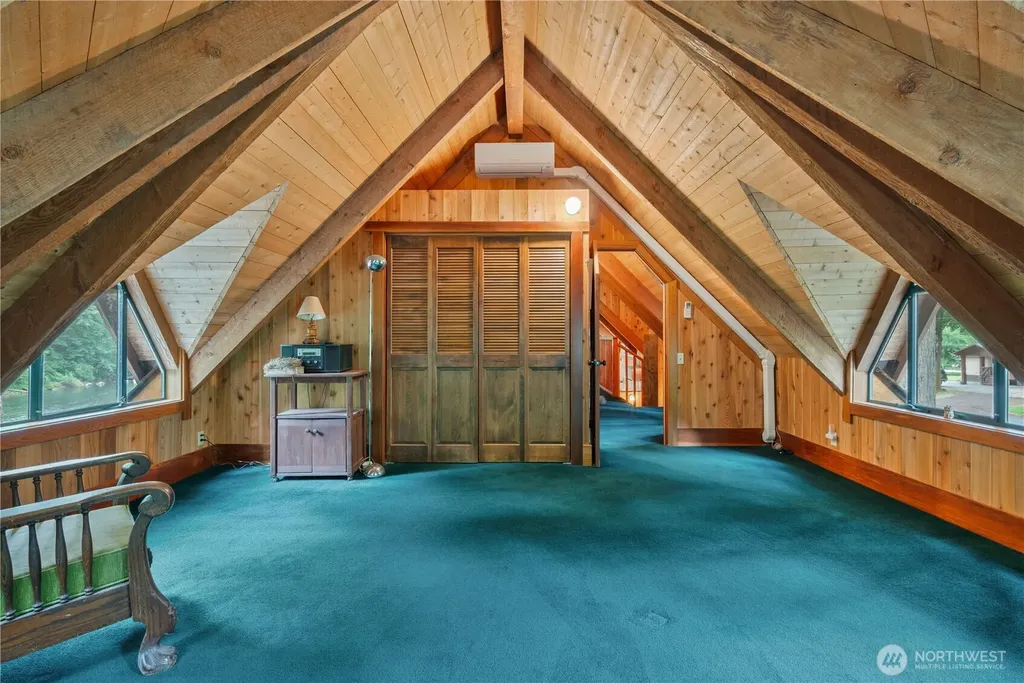 211 Laverne Drive Kalama WA 98625