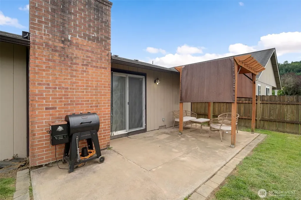 118 Janice Avenue Longview WA 98632