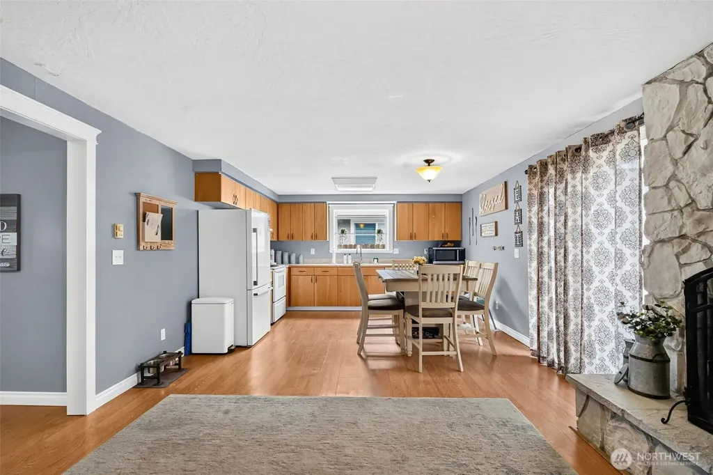 118 Janice Avenue Longview WA 98632