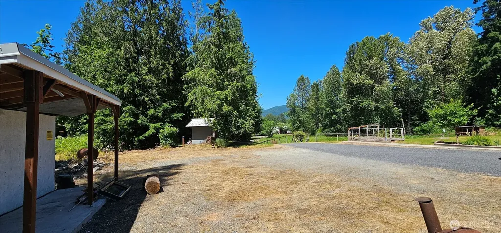 113 Skinner Road Randle WA 98377