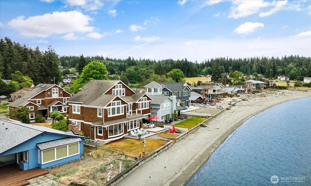5936 Cedar Street Freeland WA 98249