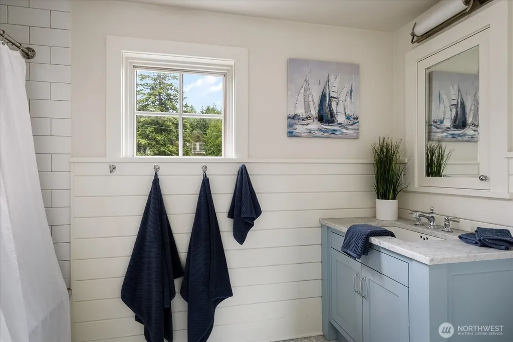 5936 Cedar Street Freeland WA 98249