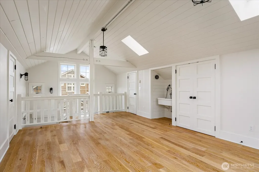 5936 Cedar Street Freeland WA 98249