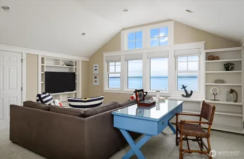 5936 Cedar Street Freeland WA 98249