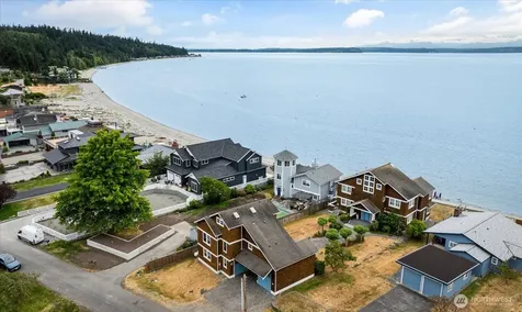 5936 Cedar Street Freeland WA 98249