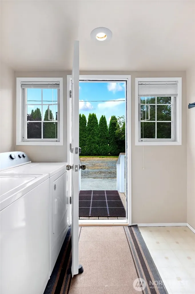 13312 19th Avenue NE Tulalip WA 98271
