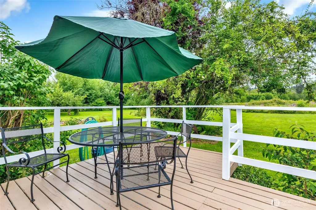 13312 19th Avenue NE Tulalip WA 98271