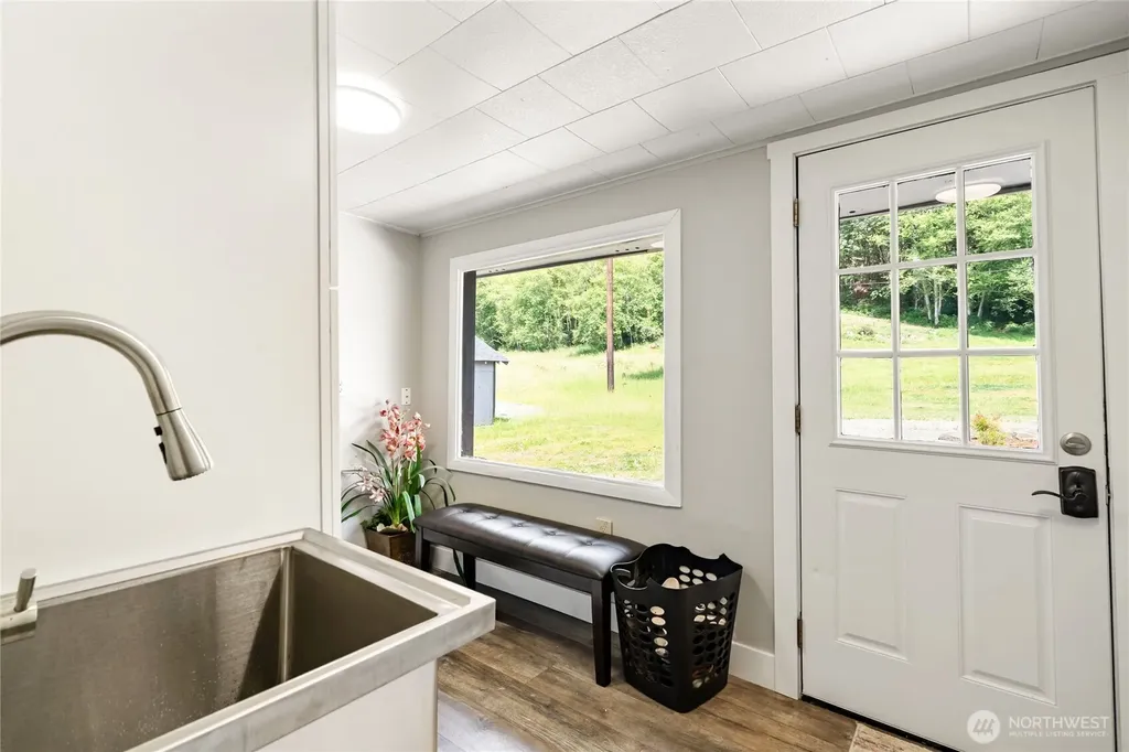 606 N 5th Street Elma WA 98541