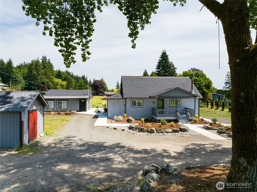 606 N 5th Street Elma WA 98541