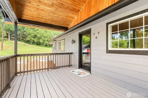 606 N 5th Street Elma WA 98541