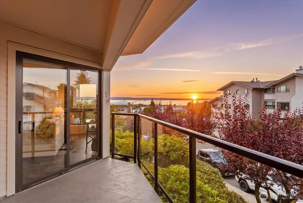 524 Maple Street Edmonds WA 98020