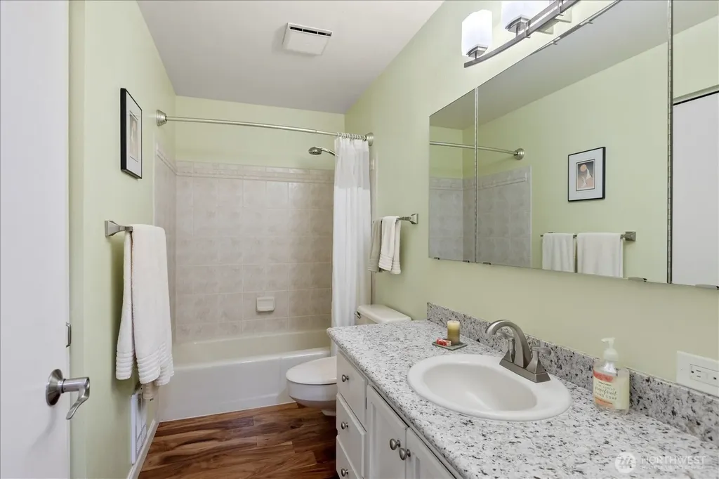 524 Maple Street Edmonds WA 98020