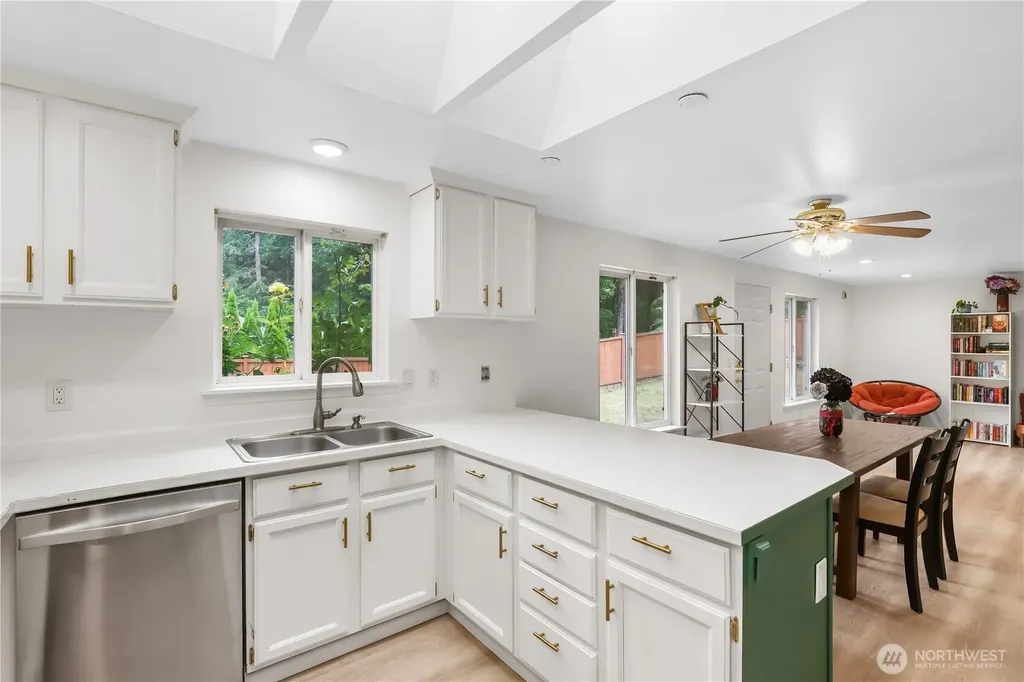 19411 112th Avenue E Graham WA 98338